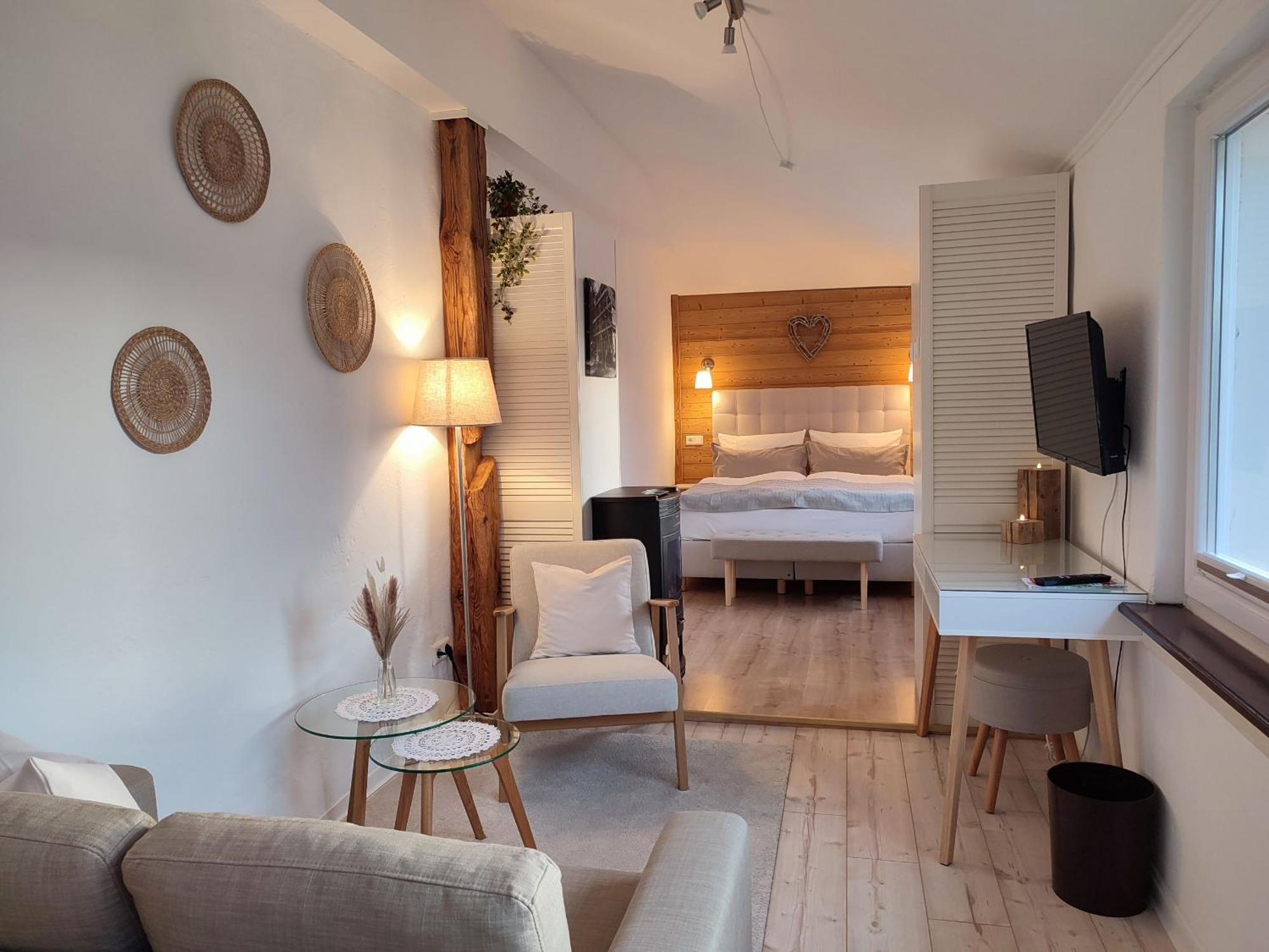 Boutique-Hotel Krone Denzlingen Pokoj fotografie